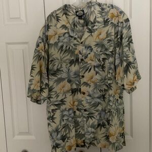 Vintage Tommy Bahama Green Floral Camp Shirt with Yellow Accents